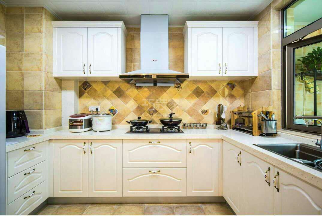 -白桦林间160平地中海风格设计方案