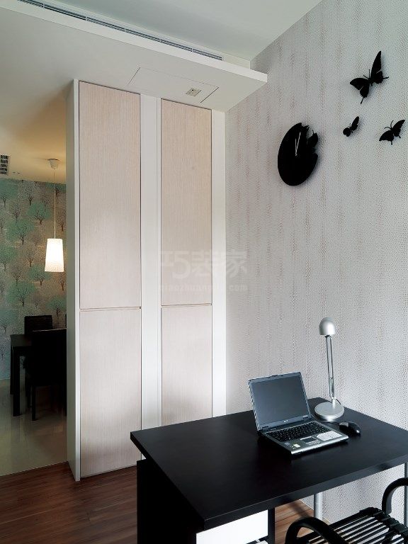 林隐天下小区102平米现代简约